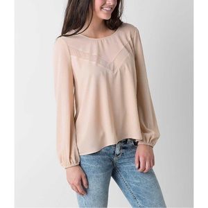 Buckle BKE Red Mesh Inset Long Sleeve Scoop Neck Chiffon Butter Cream Blouse S